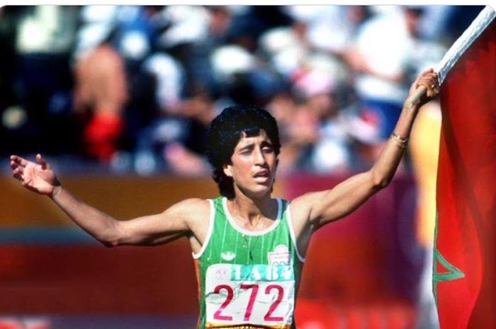 Pada 8 Agustus 1984, Nawal El Moutawakel meraih medali emas dalam nomor lari gawang 400 meter putri di Olimpiade 1984. 