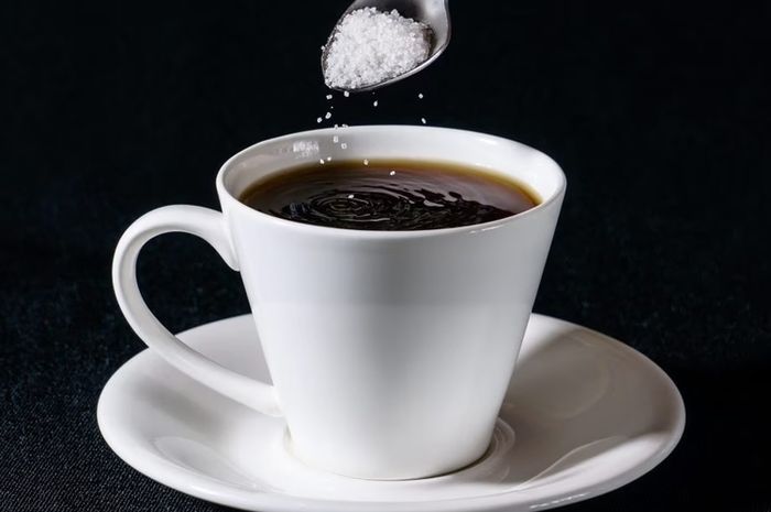 Minum Kopi Ditambah Garam