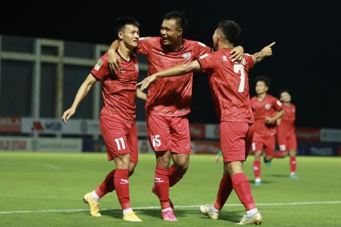 Bintang Timnas U-23 Vietnam, Nguyen Thanh Nhan (nomor 11), terus mencetak gol bersama timnya.