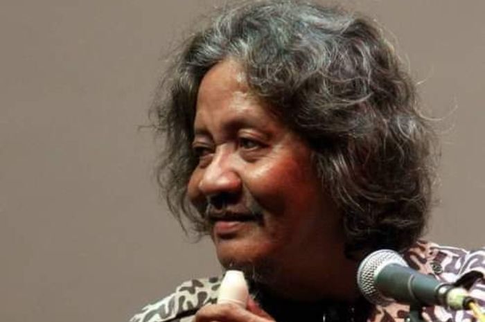 ﻿Innalillahi Wa Innailaihi Rojiun, Sosok Pencipta Lagu Bento Ini