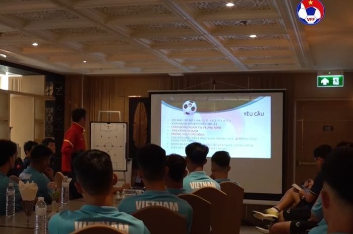 Timnas U-23 Vietnam tak sengaja membocorkan taktik menjelang Piala AFF U-23 2023.