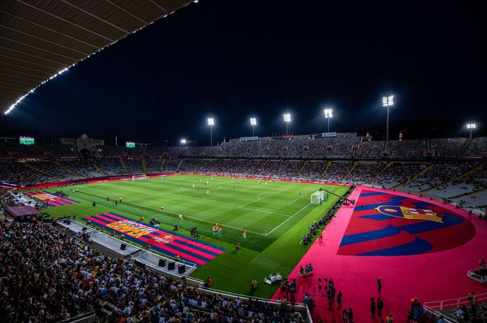 Estadi Olimpic Lluis Companys menjadi kandang sementara Barcelona sepanjang musim 2023-2024.