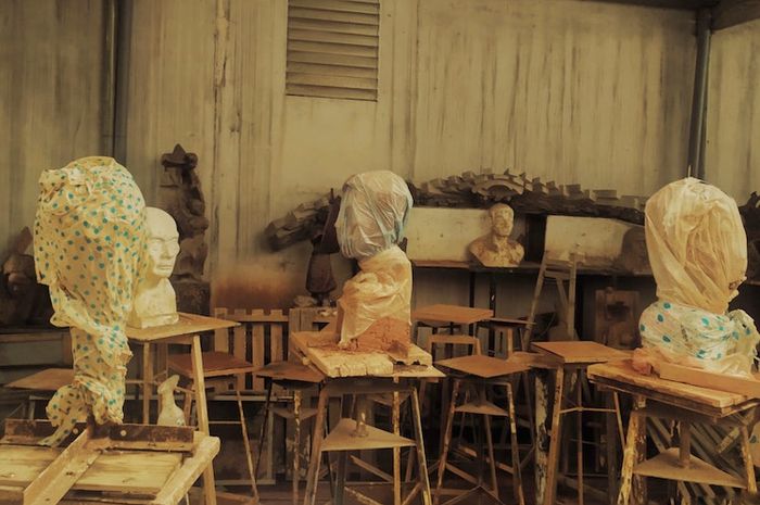 Karya Seni Rupa Tiga Dimensi: Fungsi dan Cara Membuat - Adjar