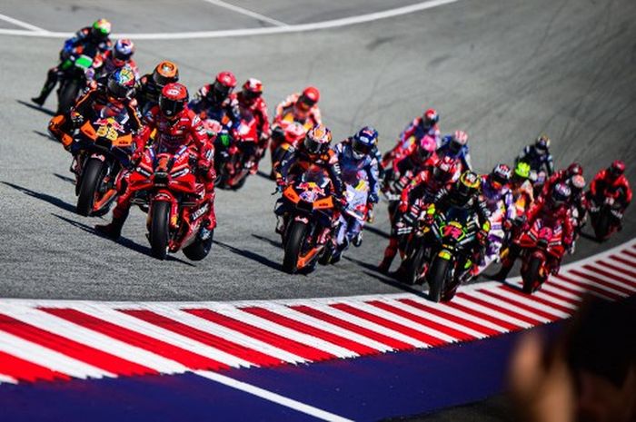 Para pembalap MotoGP menjalani sesi sprint race MotoGP Austria 2023 di Red Bull Ring, Sabtu (19/8/2023).