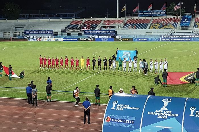 Suasana pertandingan antara timnas U-23 Indonesia melawan timnas U-23 Timor Leste dalam babak penyisihan Grup B Piala AFF U-23 2023 di Rayong Provincial Stadium, Minggu (20/8/2023).