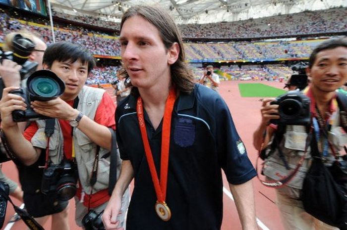 Lionel Messi memenangi medali emas Olimpiade 2008 di cabang sepak bola setelah membawa Argentina mengalahkan Nigeria 1-0 di final pada 23 Agustus 2008 di Beijing. 