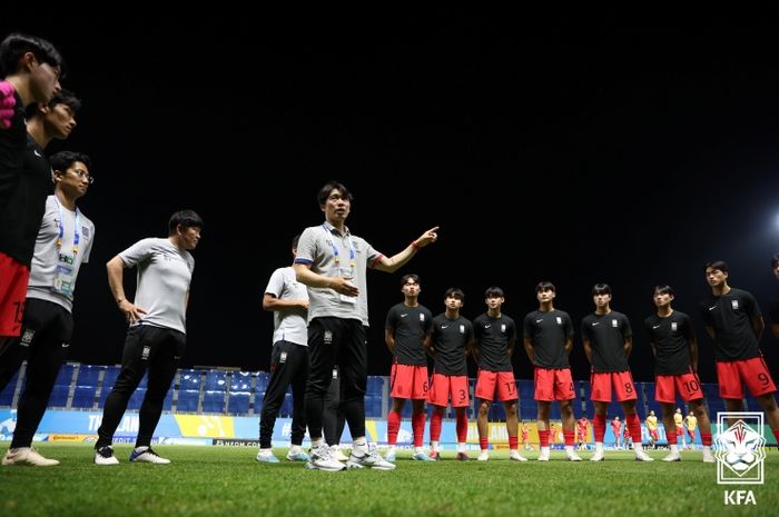 TImnas U-17 Korea Selatan saat lawan Iran pada Piala Asia U-17 2023 di Stadion Pathum Thani, Thailand