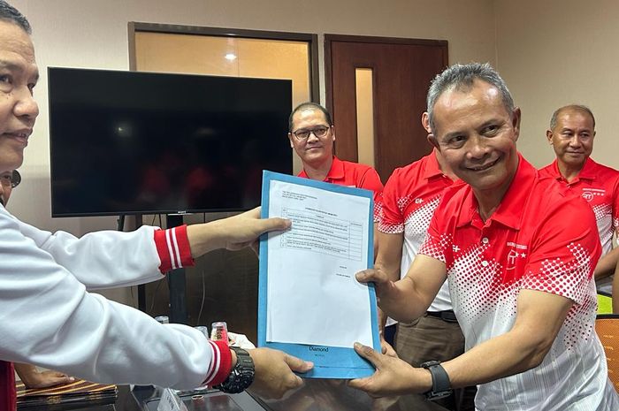 Letjen TNI Richard TH Tampubolon saat mendaftar menjadi calon Ketua Umum PBTI di kantor pusat, kawasan Senayan, Jakarta Selatan, Jumat (25/8/2023)