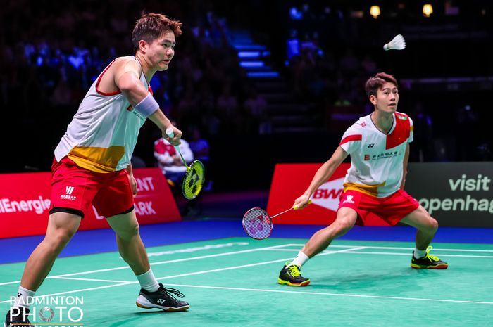 Pasangan ganda putra China, Liang Wei Keng/Wang Chang, pada semifinal Kejuaraan Dunia 2023 di Royal Arena, Kopenhagen, Denmark, Sabtu (26/8/2023).