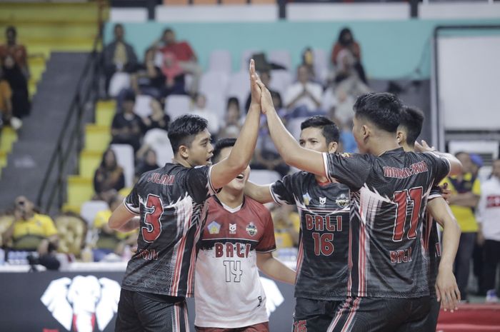 Tim voli putra Bali keluar sebagai peringkat ketiga Piala Kapolri 2023 setelah bertanding di GOR Pangsuma Pontianak, Jumat (1/9/2023).