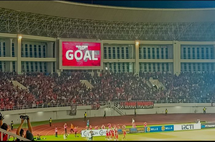 Pemain timnas U-23 Indonesia merakan gol ke gawang timnas U-23 Turkmenistan di Stadion Manahan, Solo, Selasa (12/9/2023).