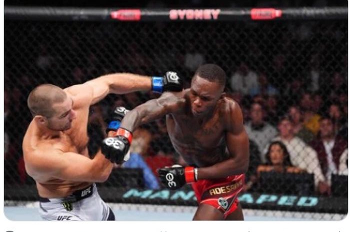 Israel Adesanya tampil buruk dalam laga melawan Sean Strickland di UFC 293, Minggu (10/9/2023) di Sydney.