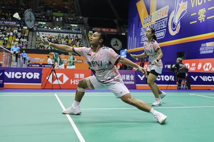 Ganda campuran Indonesia, Rehan Naufal Kusharjanto/Lisa Ayu Kusumawati jadi satu wakil yang tumbang pada hari pertama Sian Games 2022 sektor perseorangan.