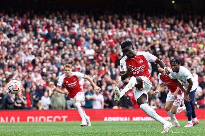 Winger Arsenal, Bukayo Saka, salah satu dari tujuh pemain tumbang yang bisa membuat laga versus Man City jadi kurang bumbu.