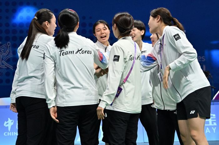 Tim putri Korea Selatan berhasil mengalahkan China pada final beregu putri Asian Games 2022 di Hangzhou, China, 1 Oktober 2023.