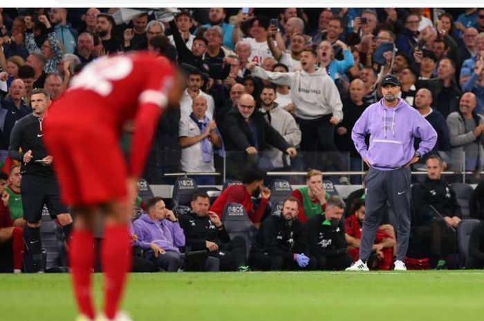 Pelatih Liverpool, Juergen Klopp, memberikan komentar atas hasil negatif yang diraih timnya di kandang Tottenham Hotspur, Sabtu (30/9/2023).