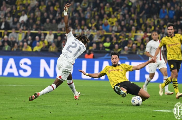 AC Milan kembali bermain seri 0-0 pada matchday kedua Grup F Liga Champions 2023-2024 saat menghadapi Borussia Dortmund.