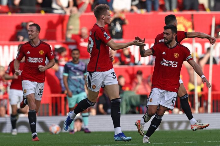 Penyelamat Man United Mendadak Budek Sebelum Masuk Lapangan - Bolasport.com