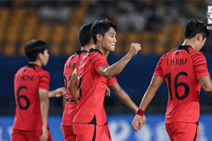 Selebrasi para pemain Korea Selatan di Asian Games 2022.