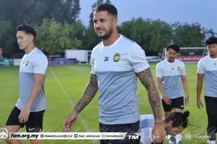 Bek Timnas Malaysia, Junior Eldstal, tetap dipanggil ke skuad Harimau Malaya meski sudah jarang bermain di klub Liga 1 Dewa United.