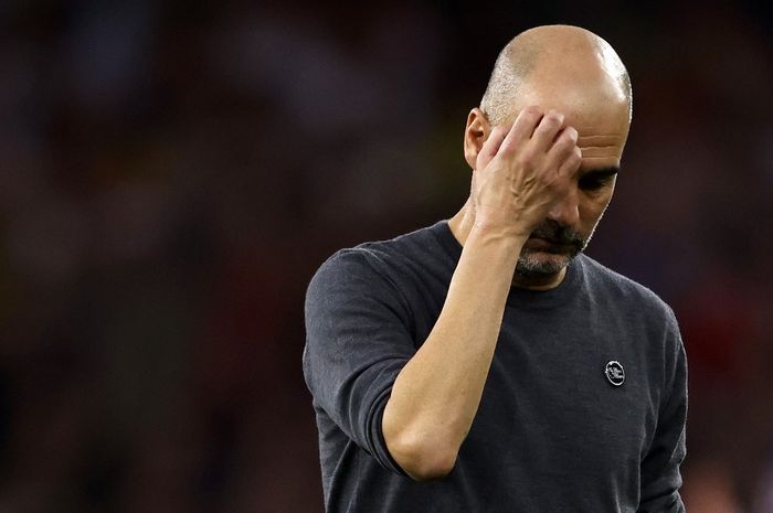 Pep Guardiola tampak bad mood dan tidak mau menjawab pertanyaan soal laga Liverpool vs Manchester City usai lolos ke perempat final Liga Champions 2023-2024.