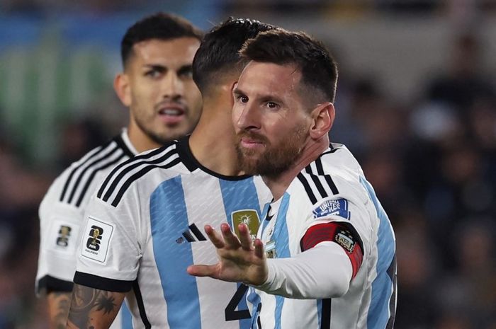 Lionel Messi dalam laga Argentina vs Paraguay pada Kualifikasi Piala Dunia 2026.