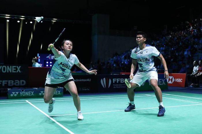 Ganda campuran Indonesia, Praveen Jordan/Melati Daeva Oktavianti ketika beraksi di babak pertama French Open 2023 di Glaz Arena, Rennes, Prancis, Rabu (25/10/2023)