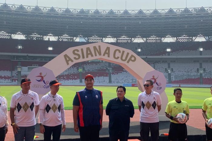 Ketua Umum PSSI, Erick Thohir, dan Menteri Pemuda dan Olahraga (Menpora), Dito Ariotedjo, menghadiri  pembukaan Asiana Cup 2023, Kamis (26/10/2023)