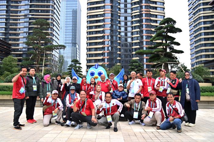 Tim para catur Indonesia memamerkan prestasi mereka pada Asian Para Games 2022. Selain mendapatkan 7 medali emas, tim para catur juga merebut 2 medali perak dan 4 perunggu.
