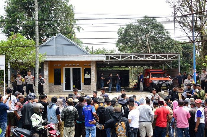 Ternyata, Ada 4 Anggota Polisi Yang Diduga Terseret Dalam Kasus ...