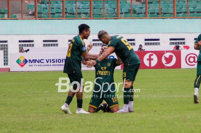 Keven Aleman, pemain baru Persikabo 1973 saat melawan RANS Nusantara FC.