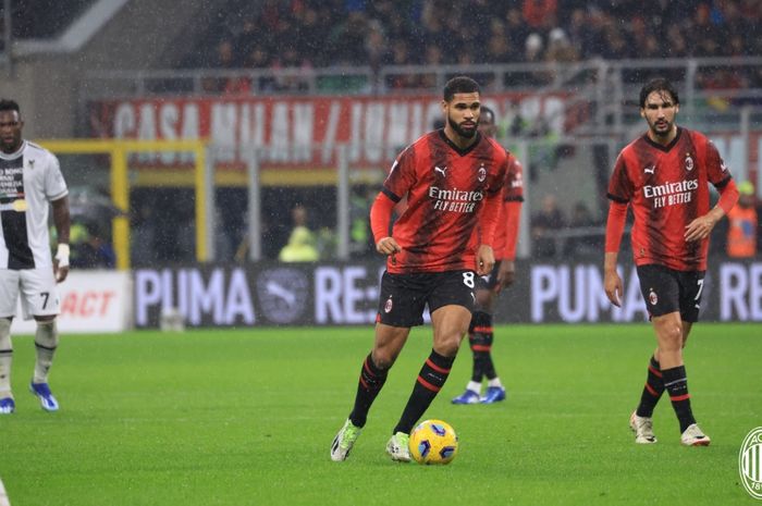 AC Milan menelan kekalahan 0-1 saat menjamu Udinese di San Siro pada pekan ke-11 Liga Italia 2023-2024.