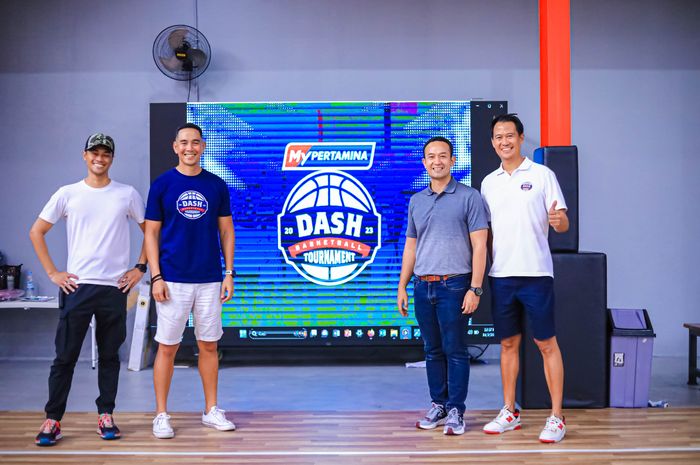 Direktur Indonesian Basketball League (IBL), Junas Mirardiarsyah saat menghadiri Dash Baketball Tournament, di Respect Basketball Arena, BSD, Tangerang Selatan, Minggu (5/11/2023).
