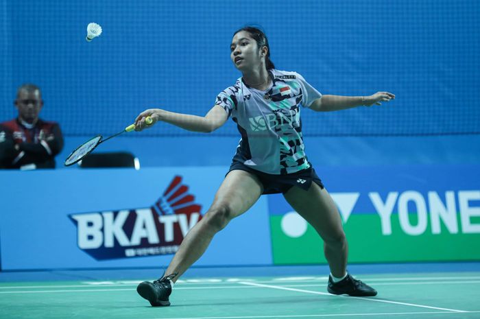 Pebulu tangkis tunggal putri Indonesia, Ester Nurumi Tri Wardoyo, pada babak kedua Korea Masters 2023 di Gwangju Women's University Stadium, Gwangju, Korea Selatan, Kamis (9/11/2023).