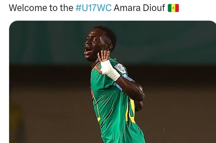 Kapten timnas U-17 Senegal, Amara Diouf, merayakan gol ke gawang timnas U-17 Argentina pada laga grup D Piala Dunia u-17 di Stadion Si Jalak Harupat, Sabtu (11/11/2023).