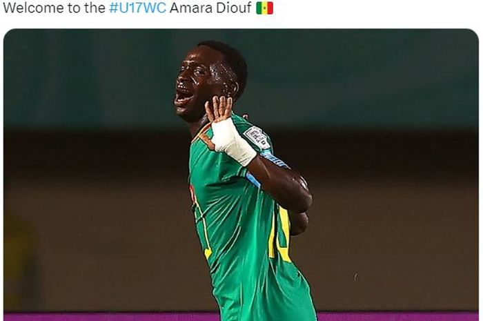 Bomber Timnas U-17 Senegal, Amara Diouf, melakukan selebrasi usai mencetak gol ke gawang Argentina di laga Grup D Piala Dunia U-17 2023.