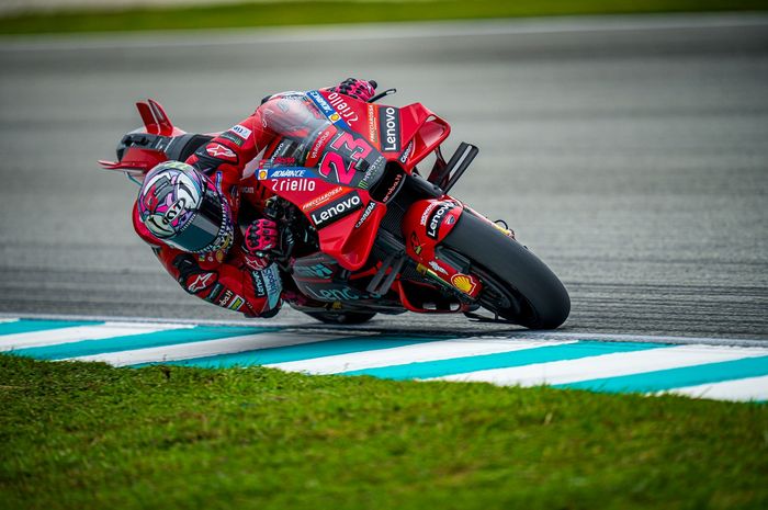 Pembalap Ducati Lenovo, Enea Bastianini memenangkan balapan MotoGP Malaysia 2023 di Sirkuit Sepang, Malaysia, Minggu, 12 November 2023