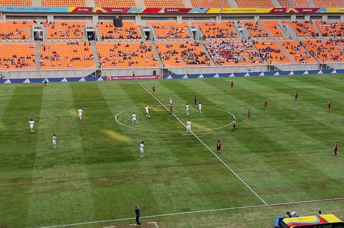 Suasana pertandingan Jerman vs Venezuela (WILA WILDAYANTI/BOLASPORT.COM).