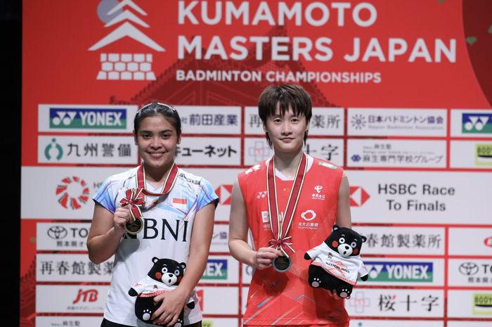 Chen Yu Fei (kiri), saingan Gregoria Mariska Tunjung (kanan) memilih tenang meski tahu dirinya bakal sangat diwasdapai rival jelang Olimpiade Paris 2024.