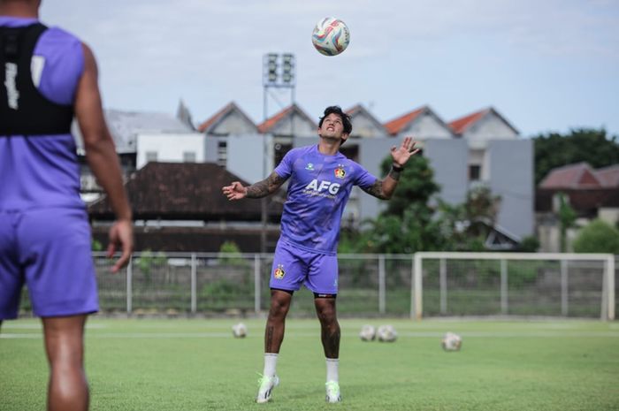 Baru Gabung Persik Kediri, Irfan Bachdim Sudah Dapat Tugas Berat dari Sang Pelatih