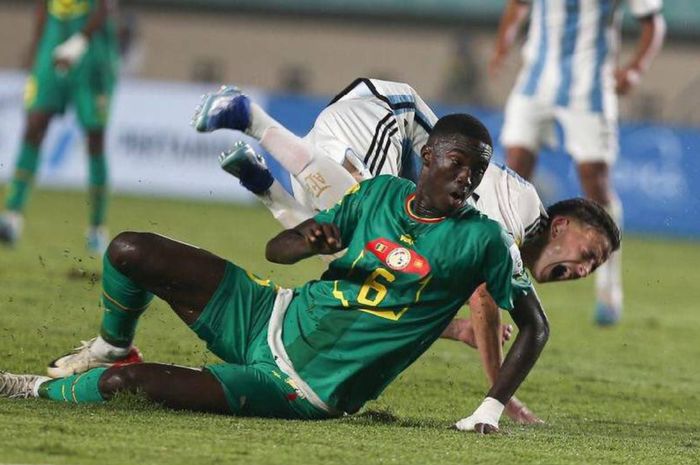 Wonderkid Senegal, Pape Daouda Diong, langsung diincar oleh Chelsea setelah bermain di Bandung dan Jakarta pada Piala Dunia U-17 2023.