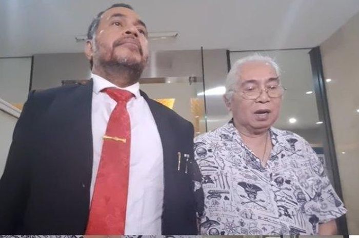 Gideon Tengker dan pengacaranya