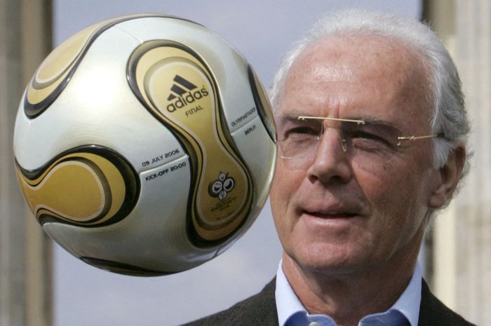 Legenda besar sepak bola Jerman, Franz Beckenbauer, meninggal dunia pada 8 Januari 2024.