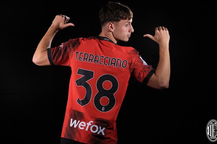 AC Milan Kelewat Hoki, Harga Murah Filippo Terracciano Setara 6 Pemain Sekaligus terraccianojpg 20240110052318