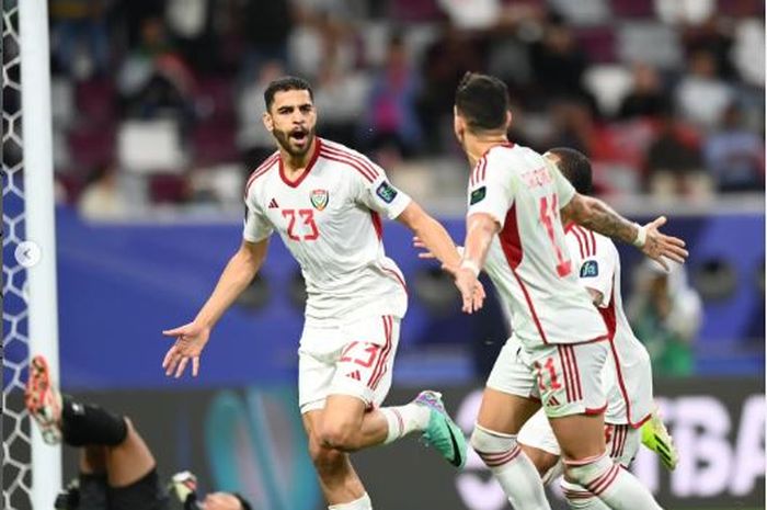 Hasil Piala Asia 2023 - Perjudian Eks Pelatih Ronaldo Turunkan Striker 19 Tahun Berbuah Manis, UEA Sukses Atasi Hong Kong uea hkgjpg 20240114110735