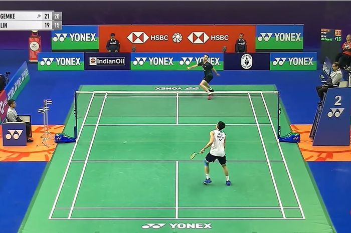 Tunggal putra Taiwan, Lin Chun-Yi tidak berkutik setelah langsung kandas pada babak 32 besar India Open 2024, di KD Jadhaav Indoor Hall, New Delhi, India, Selasa (16/1/2024).