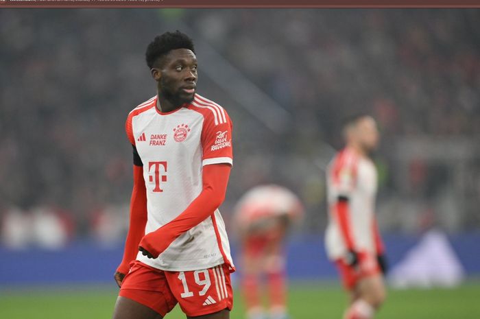 Bek kiri Bayern Muenchen, Alphonso Davies.