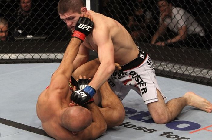 Khabib Nurmagomedov melakukan debutnya di UFC dengan mengalahkan Kamal Shalorus lewat kuncian di ronde ke-3 pada 20 Januari 2012 di Nashville.