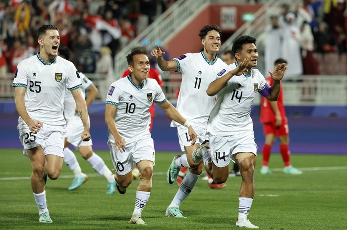 Timnas Indonesia saat merayakan gol ke gawang Vietnam pada duel Grup D Piala Asia 2023 di Doha (19/1/2024).