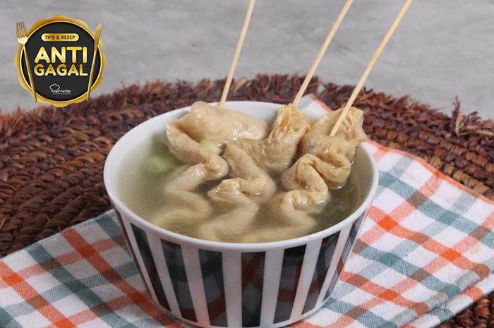 Hidangan odeng ayam kuah.